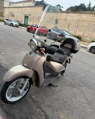Aprilia Scarabeo