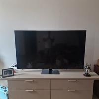Samsung Series 8 QE65Q80TAT – 65″ QLED 4K Smart TV