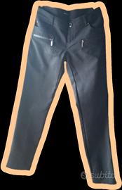 pantaloni neri ,Motivi