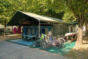stuttura copertura caravan