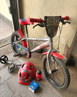 Bicicletta bambino Avengers 16 pollici con rotelle