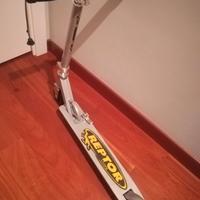 Monopattino in alluminio, non a batteria