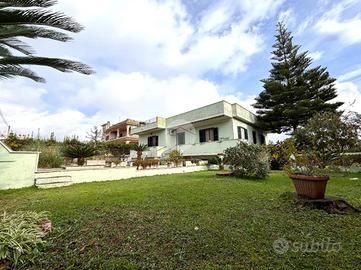 VILLA SINGOLA A ANZIO