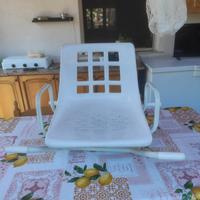 sedia girevole per vasca