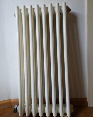 Radiatore Termosifone a Tubolari a 8 Elementi