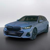 BMW Serie 5 G61 2024 Touring - 520d Touring U14200