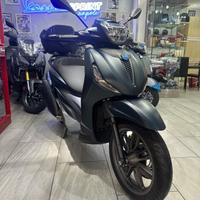 Piaggio Beverly 400 i.e. 300 s hpe 2024 6000km com