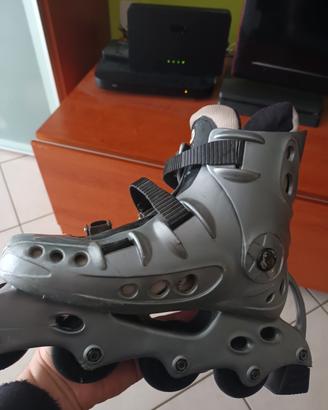 pattini 4 ruote in linea. taglia 40