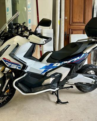 X-ADV 2026