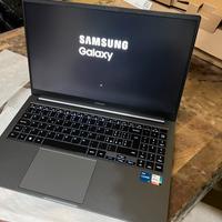 Samsung galaxy book 4 i5