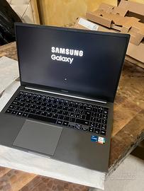 Samsung galaxy book 4 i5