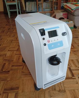 Concentratore di ossigeno medicale COME NUOVO