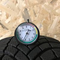2 GOMME 215 60 17 BRIDGESTONE LM005