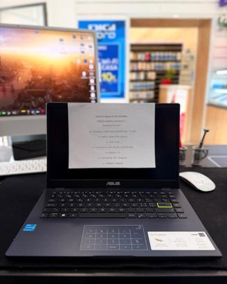 Asus VivoBook E410KA 4/256GB - Usato