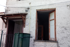 Monolocale su 2piani adiacente al centro del paese