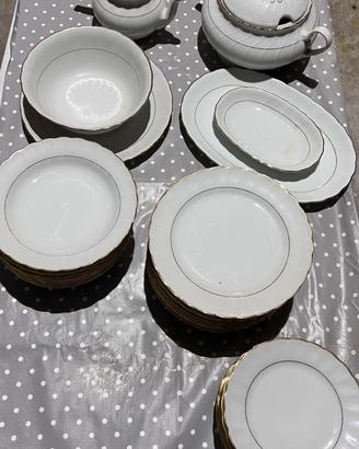 Set di piatti