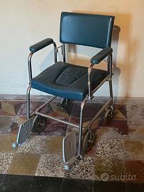 Carrozzina a rotelle