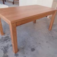 Tavolo in legno allungabile 