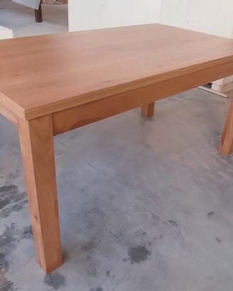 Tavolo in legno allungabile 