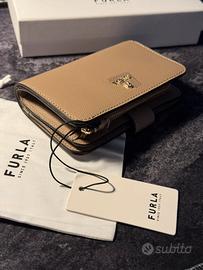 Portafogli Furla Camelia compatto M beige