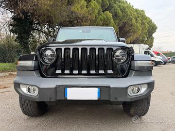 JEEP Wrangler SAHARA UNLIMITED 2.2 MTJ 200CV CON