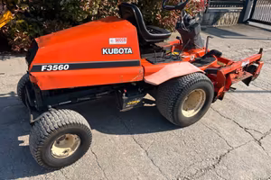 T49 - Tagliaerba 4x4 kubota f3560