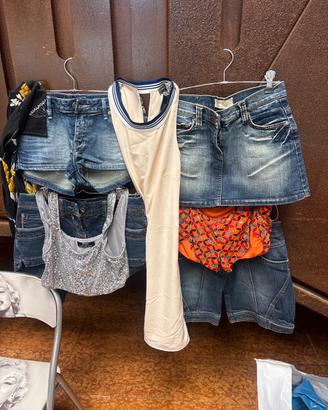 Vestiti per mercatini usato