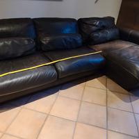 Divano in  pelle fiore spessorata 4000