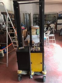 Transpallet a batteria