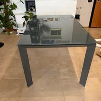 Tavolo da pranzo in vetro allungabile