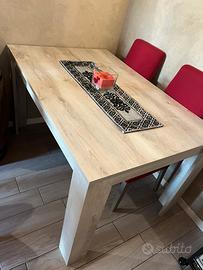 Tavolo da pranzo allungabile