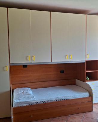 Armadio ponte+ divano letto