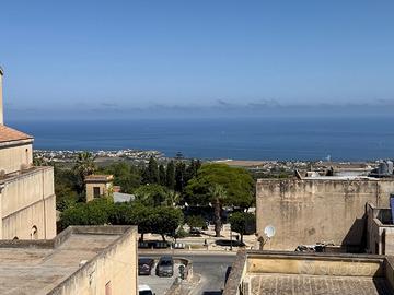 Casa Indip. con giardino e terrazza e garage
