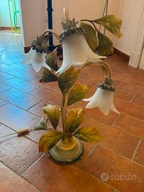 Lampada in ferro battuto a mano e vetro
