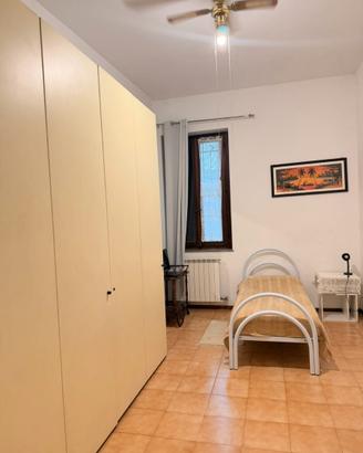 Stanza privata a Legnano- 350eu