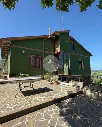 CASA INDIPENDENTE A MONTEBUONO