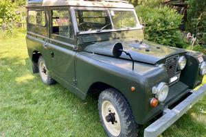 Land Rover Series II Benzina-Guuda a destra-68/69