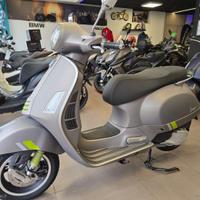 PIAGGIO VESPA GTS 300 SUPER TECH