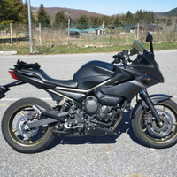 Yamaha XJ6 divesion