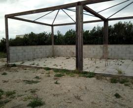 Villa al mare con gazebo da costruire