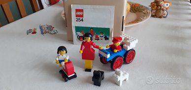 Lego famiglia