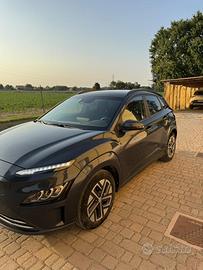 HYUNDAI KONA EV 64kwh