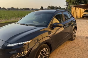 HYUNDAI KONA EV 64kwh