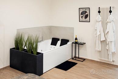 Suite di lusso con vasca jacuzzi