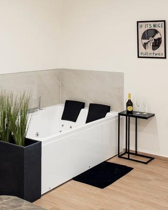Suite di lusso con vasca jacuzzi