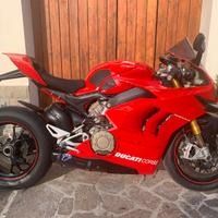 Ducati Panigale 1100cc V4 S - V4S 2019