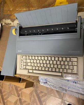 Macchina da scrivere ET personal 55 Olivetti
