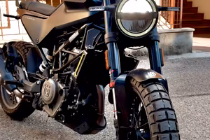 Husqvarna Svartpilen 401 - 2974km - pari al nuovo