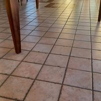Tavolo da cucina e tavolo da salotto abbinati
