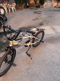 bici bmx misura 24